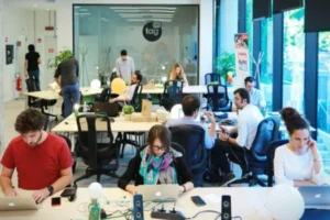 Rise of Hybrid Work and Its Impact on Coworking Spaces (1)